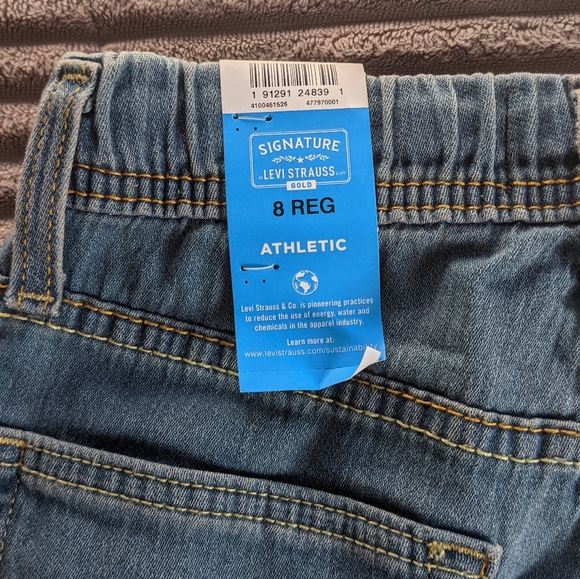 Boys size 8 Levi Flex Active jeans - Picture 5 of 6